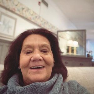 Meet your Posher, Lynne